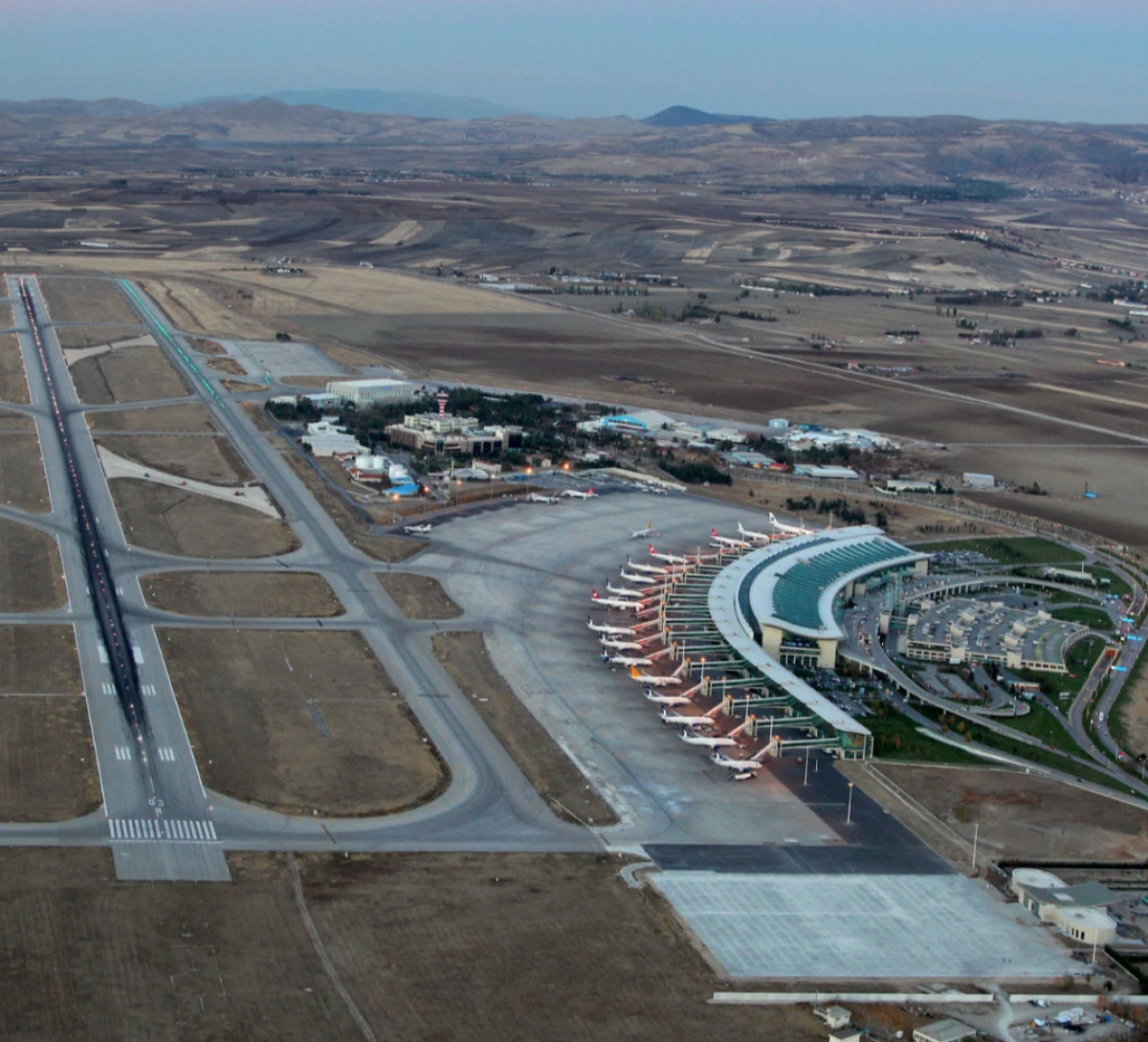 ANKARA HAVA SAHASINDA ALARM! 