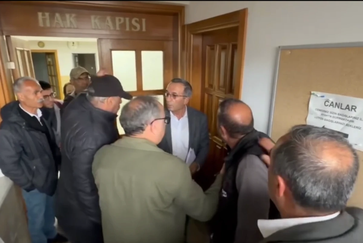 G&Ouml;REVDEN ALINAN ŞEVKİ KAYA&rsquo;DAN SERT &Ccedil;IKIŞ!