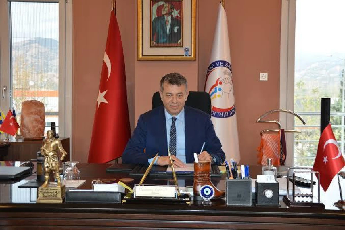 K&Uuml;NKC&Uuml;&rsquo;DEN ESNAFA &ldquo;GE&Ccedil; KALMAYIN&rdquo; &Ccedil;AĞRISI!