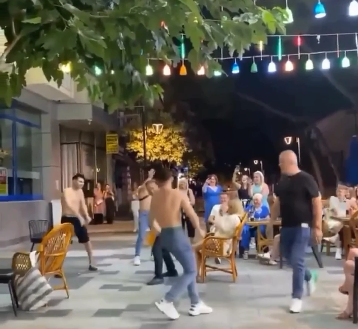 KUŞADASI’NDA TEPKİ ÇEKEN GÖRÜNTÜLERE CEZA!