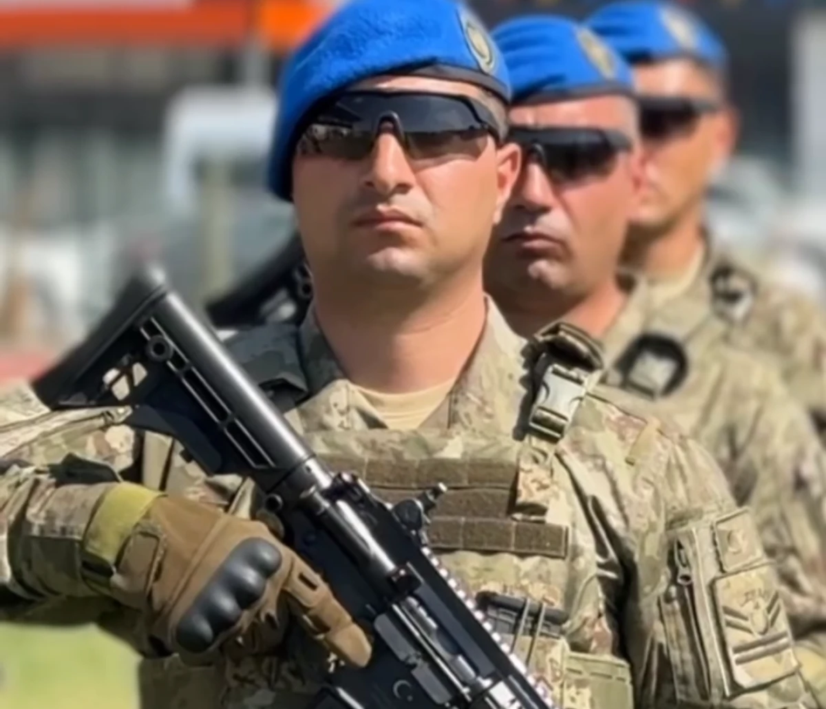 S&Ouml;KE G&Uuml;NDEMDEN D&Uuml;ŞM&Uuml;YOR!