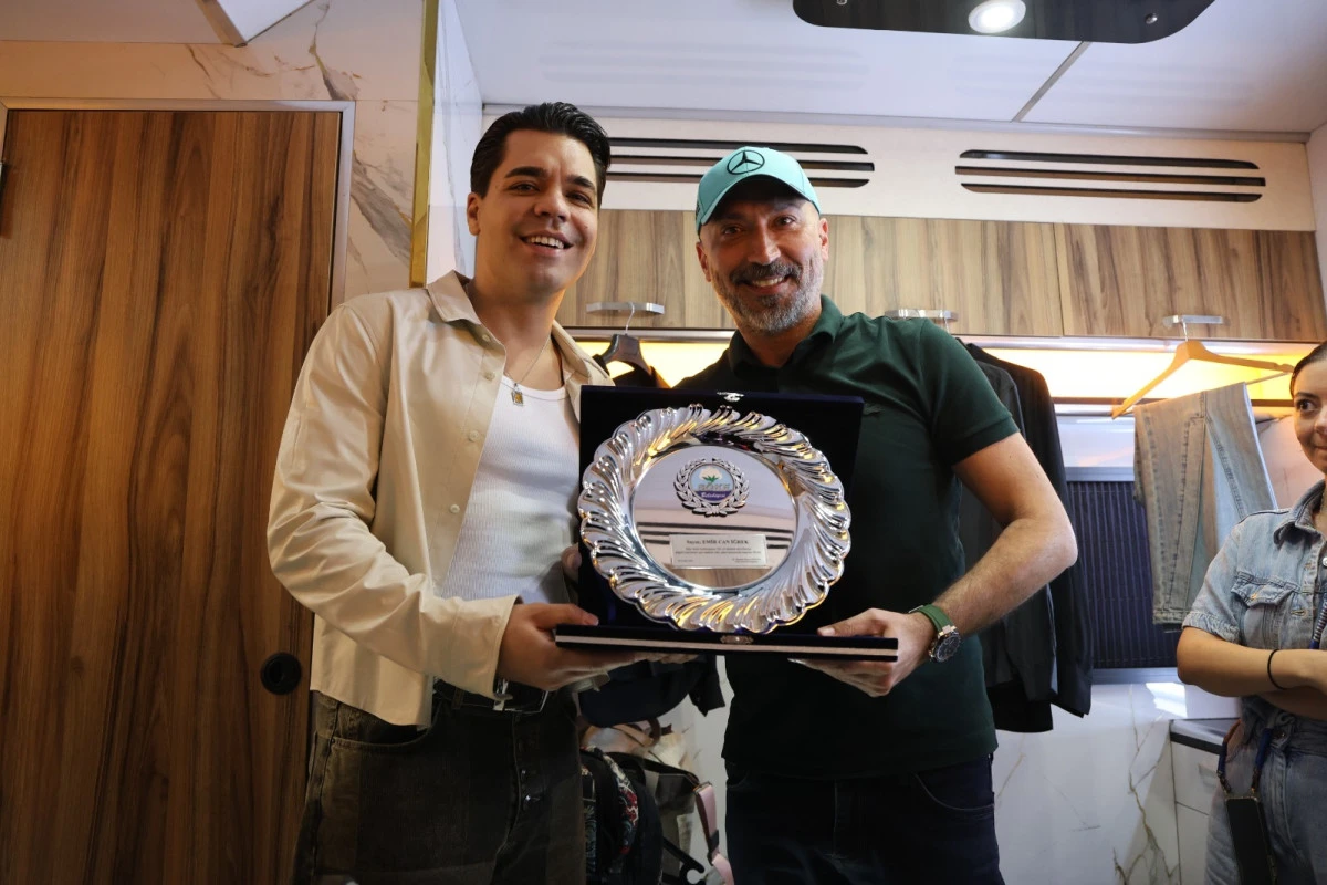 S&Ouml;KE&rsquo;DE EMİR CAN İĞREK R&Uuml;ZG&Acirc;RI ESTİ!