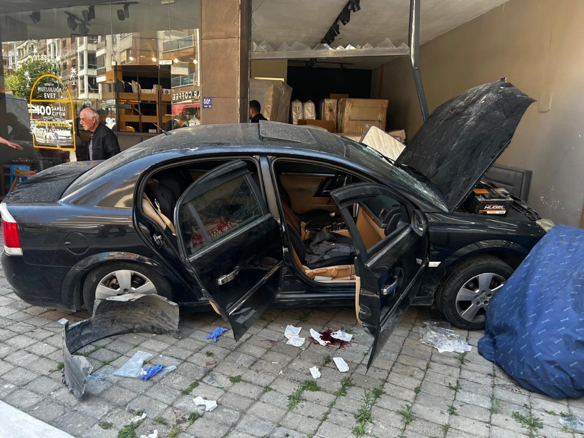 SÖKE'DE FECİ KAZA