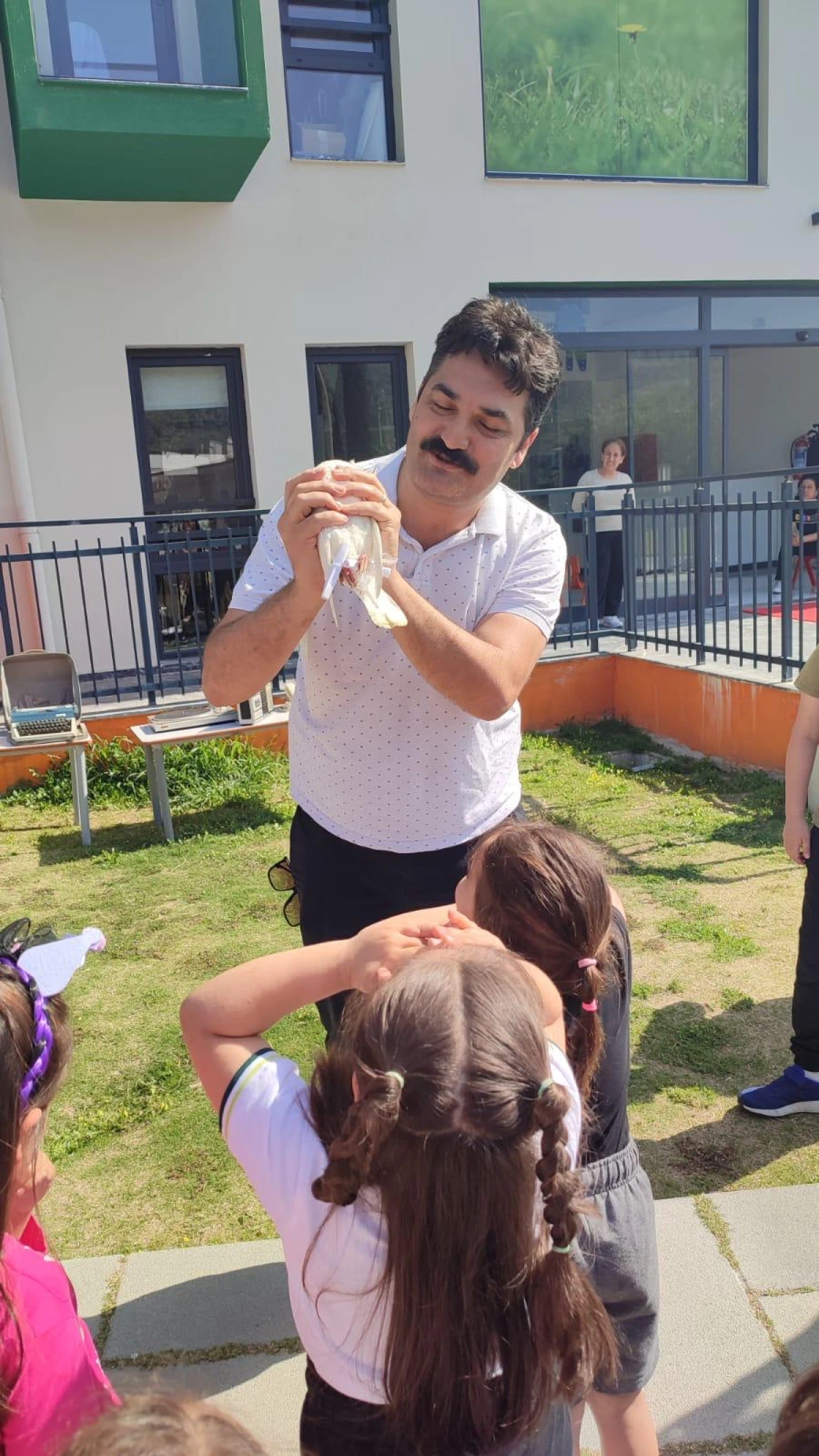 SÖKE’DE MİNİKLER GEÇMİŞE YOLCULUK YAPTI! 