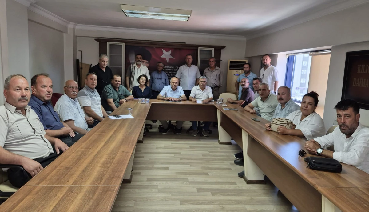 S&Ouml;KE&rsquo;DE MUHTARLAR &Ccedil;AĞIRDI AK PARTİ GELDİ!