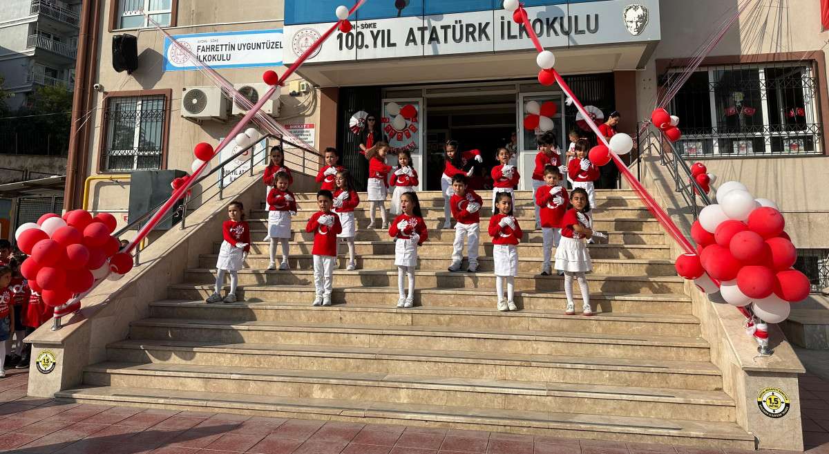 Söke'de okullarda 100. Yıl Coşkusu