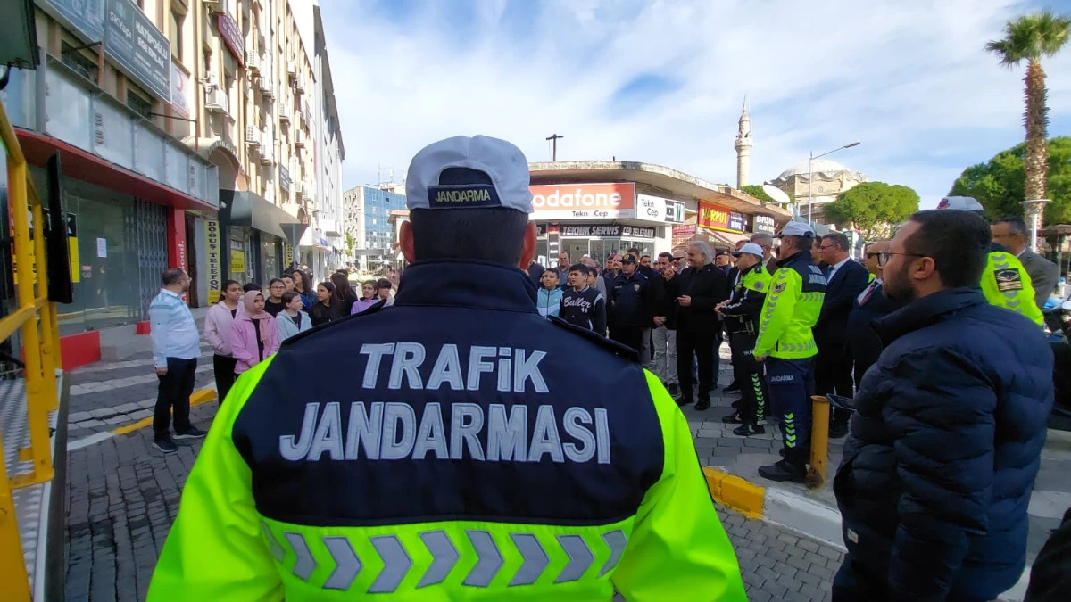 SÖKE’DE TRAFİK ÖĞRETEN SOKAK! 