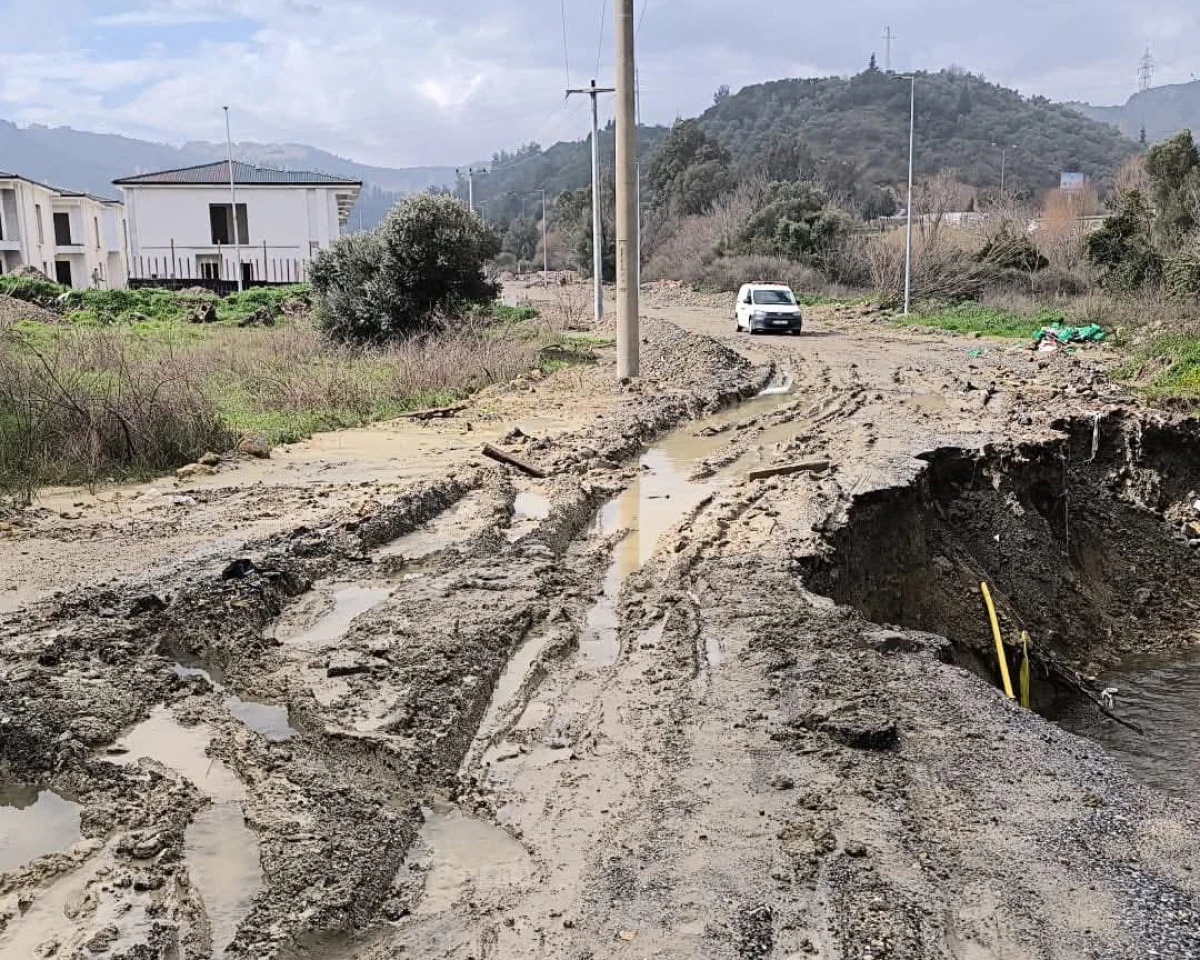 S&Ouml;KE&rsquo;DE VİLLA YOLU &Ccedil;&Ouml;KT&Uuml;!