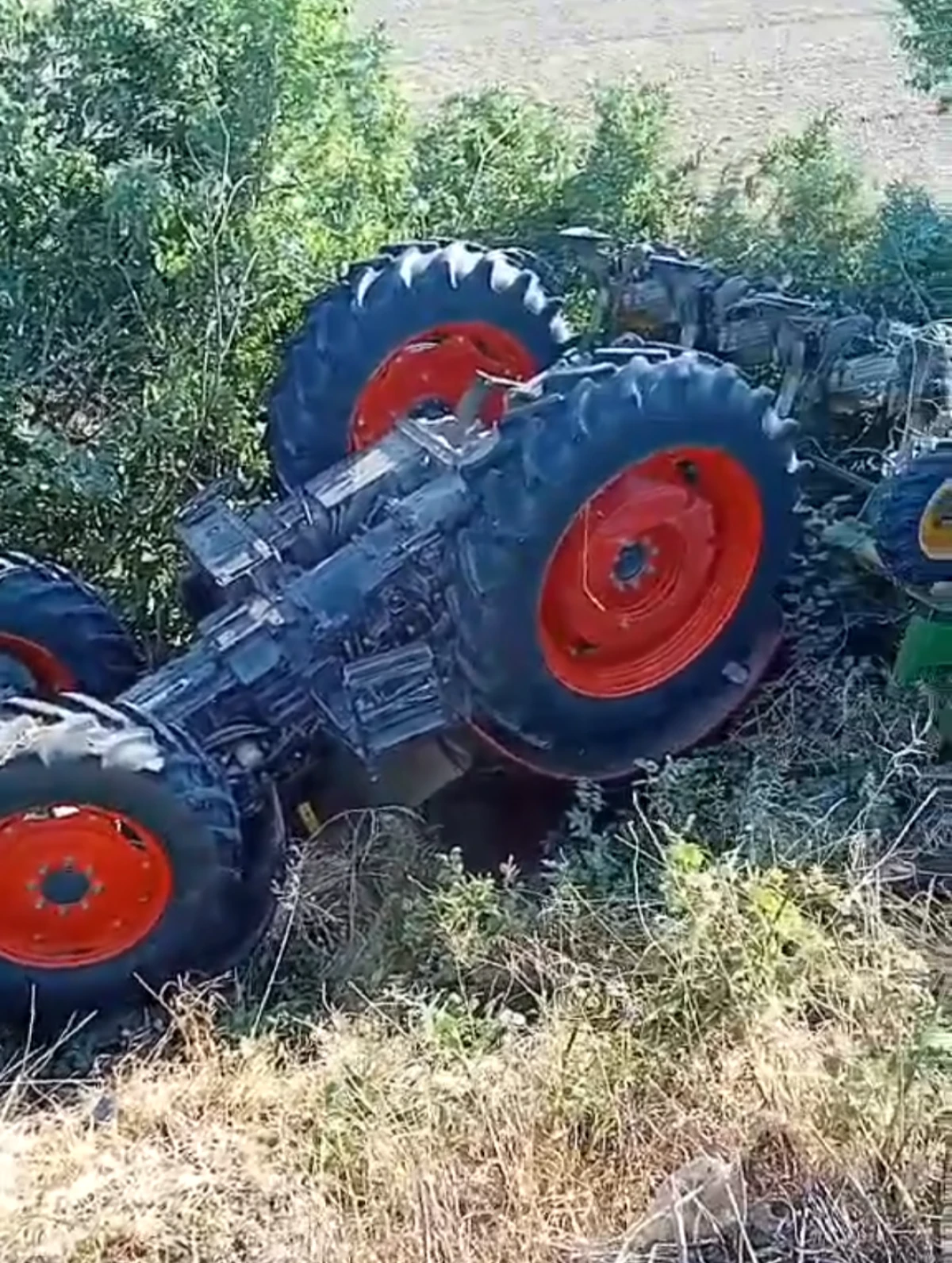 SÖKE'DE YÜREKLERİ AĞZA GETİREN KAZA! 