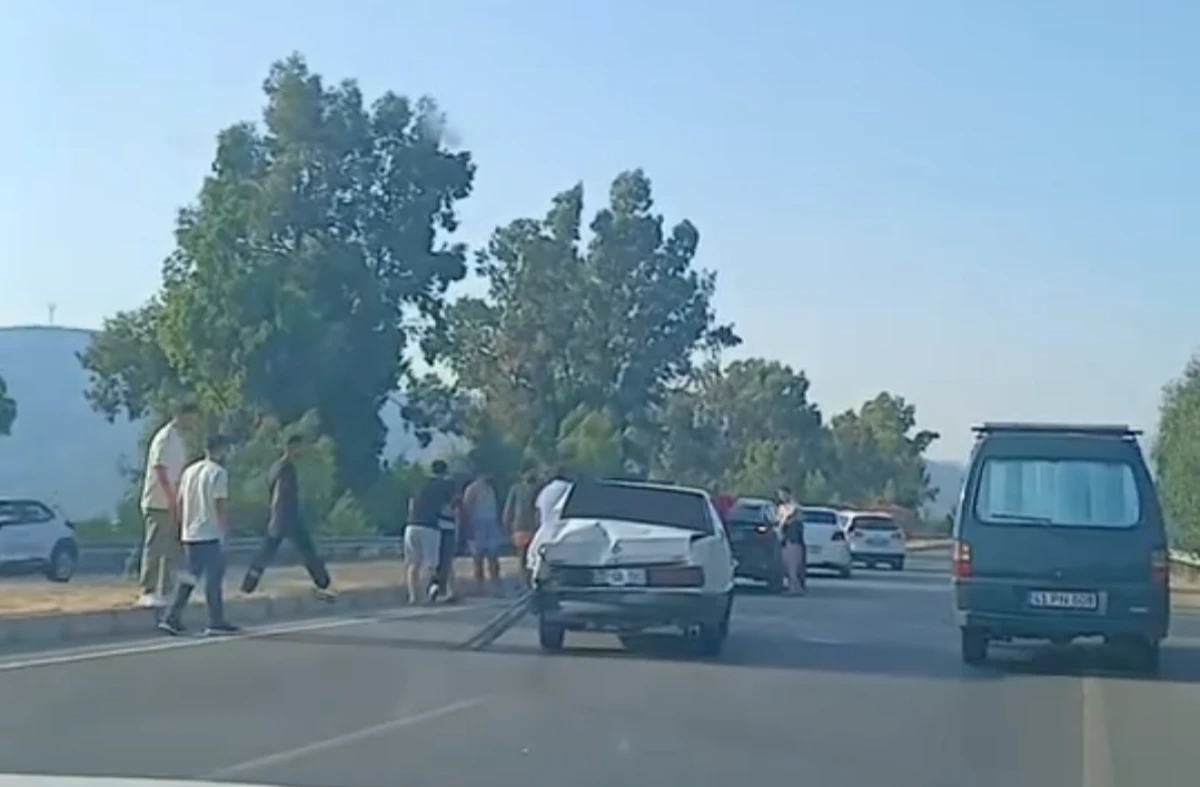 SÖKE'DE ZİNCİRLEME KAZA 1 KİŞİ YARALANDI