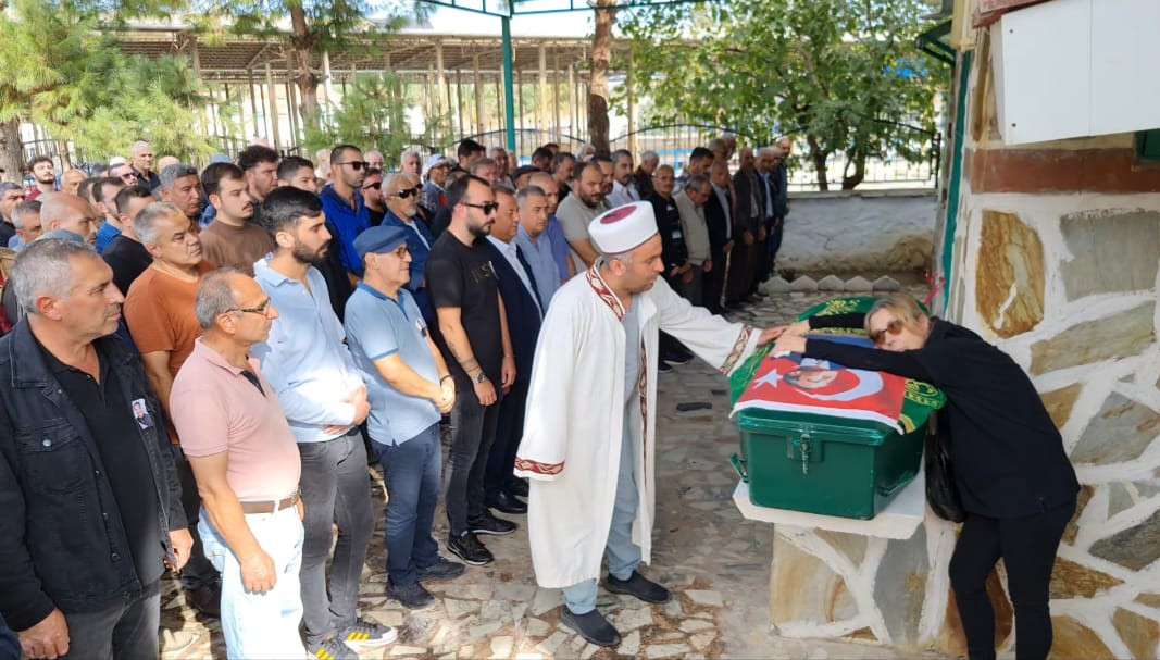 Sökeli imamdan takdir toplayan davranış