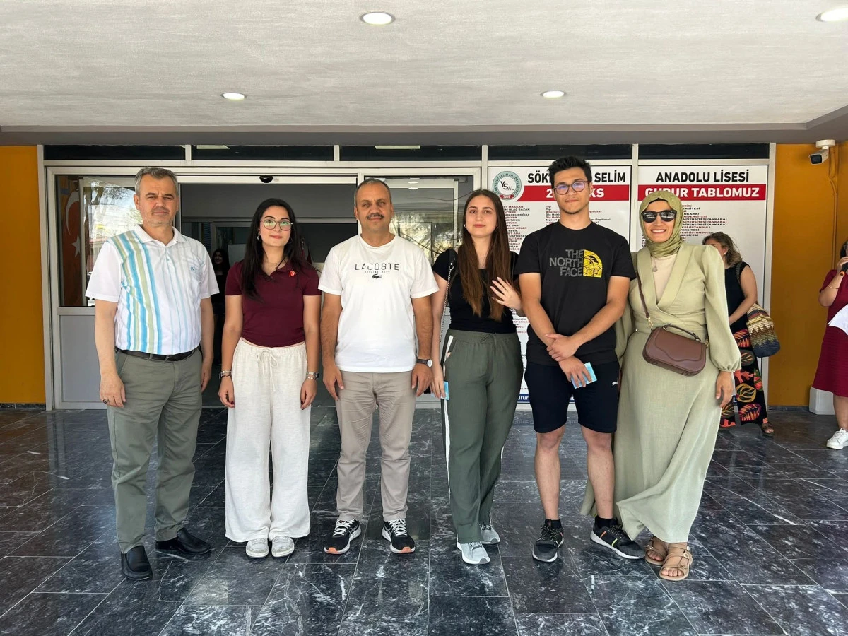 SÖKELİ ÖĞRENCİLERDEN YKS’DE GURURLANDIRAN BAŞARI! 