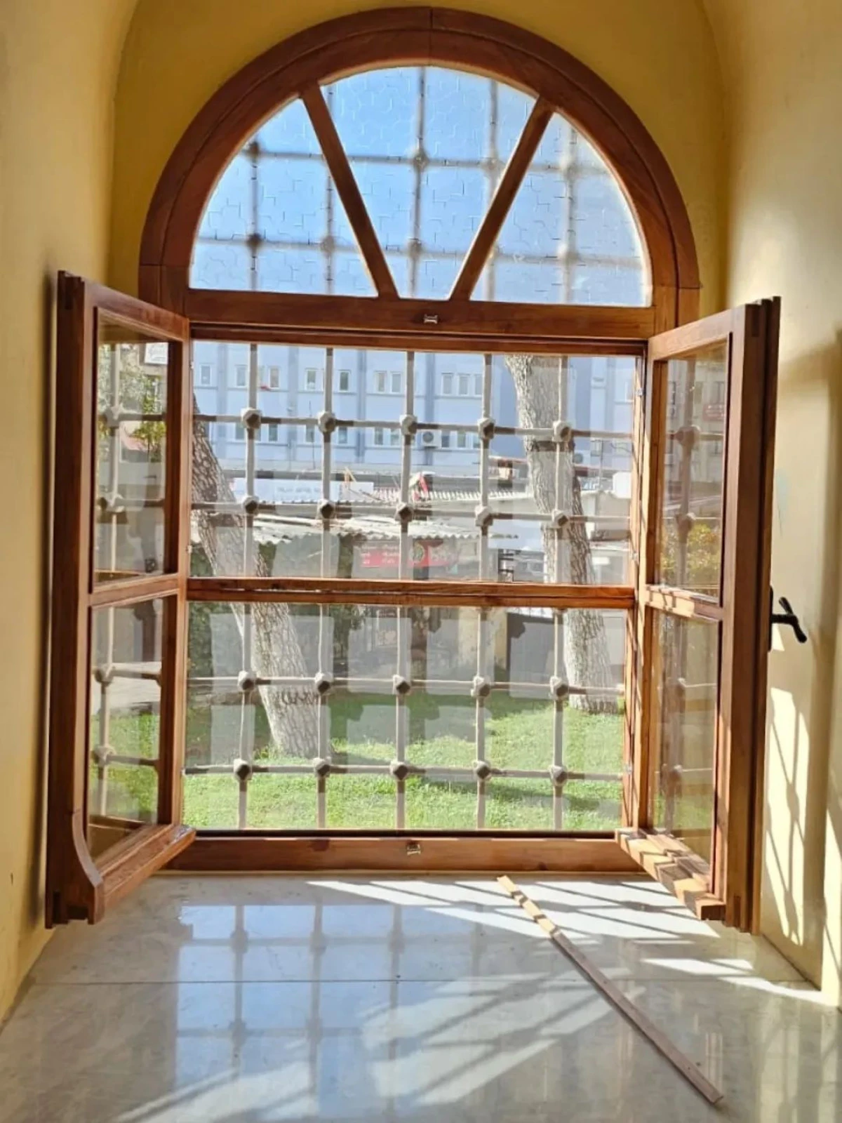 SÖKE’NİN KALBİNDE ZAMANA MEYDAN OKUYAN YENİLENME! 