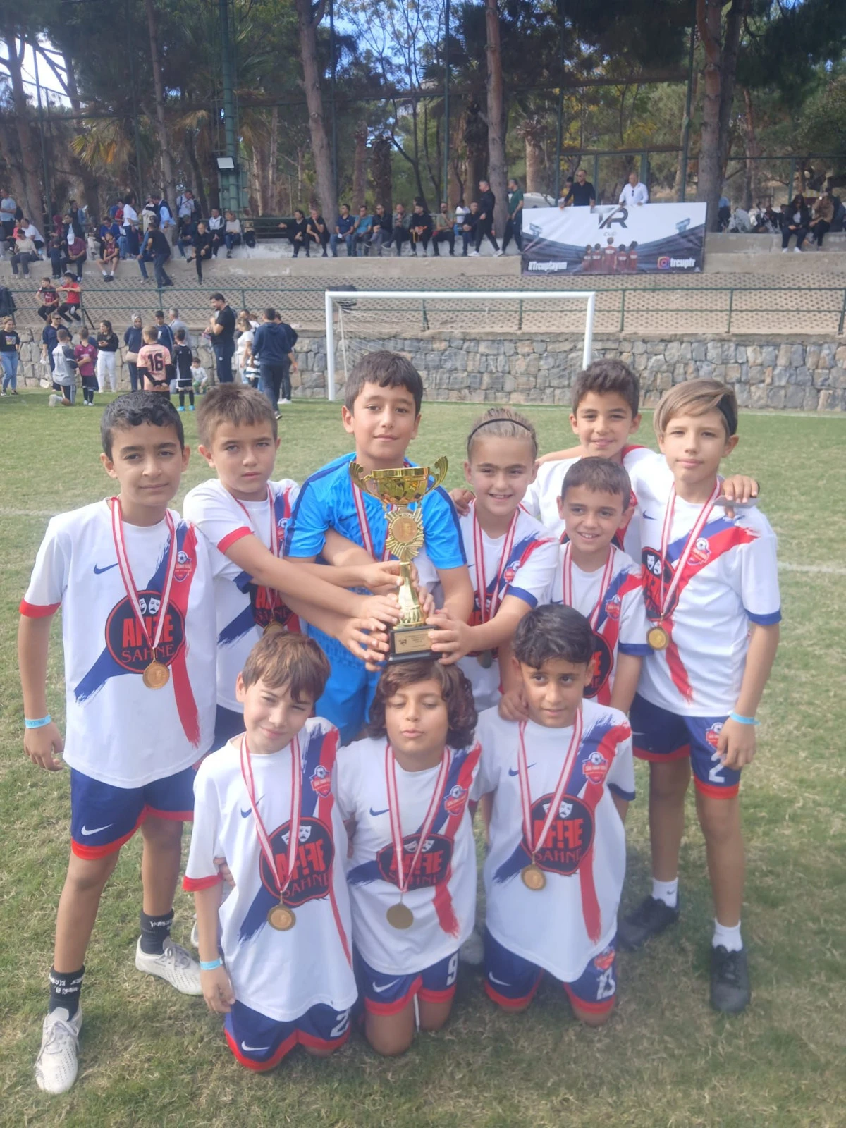 SÖKE’YE GURUR YAŞATTILAR!