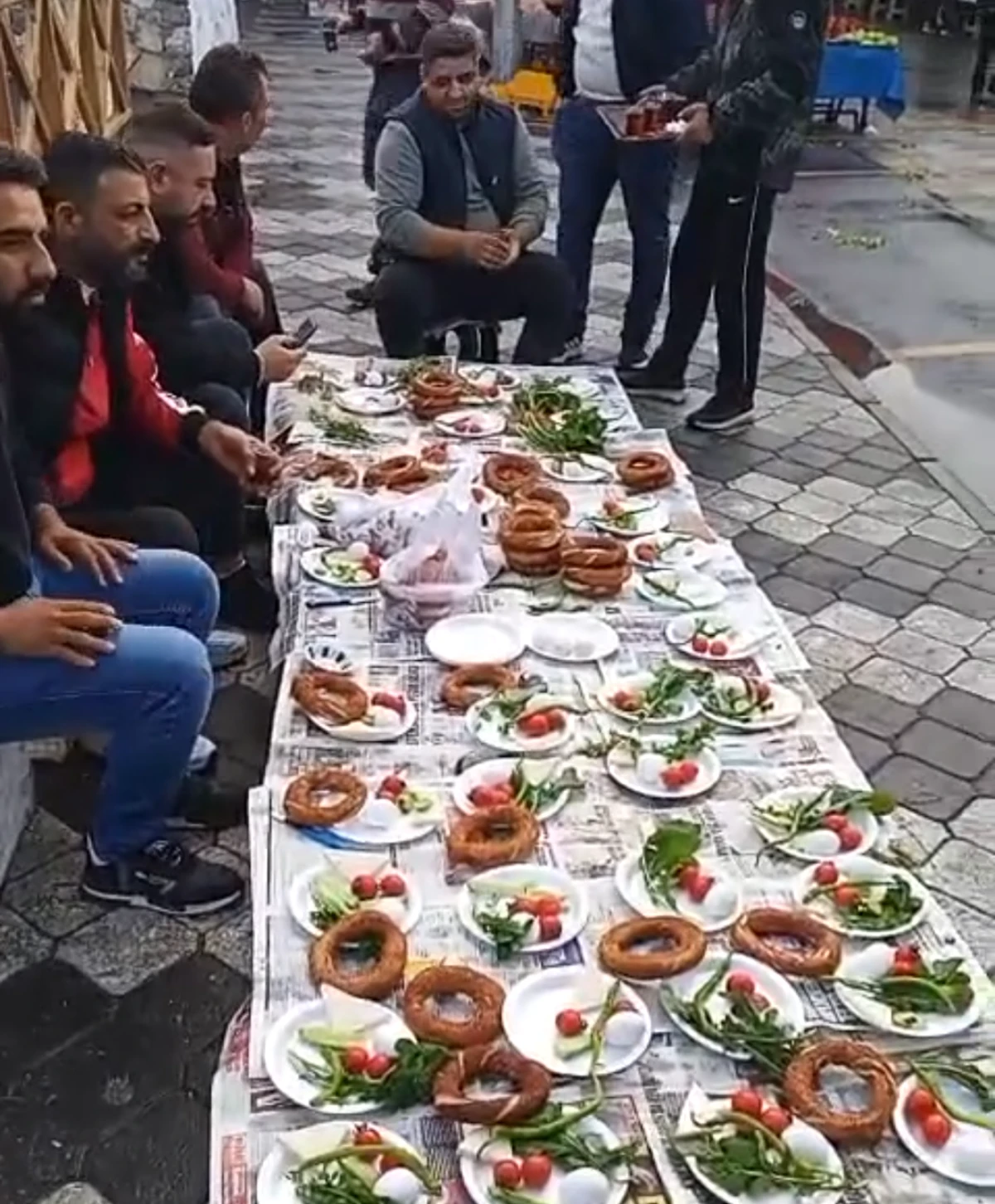 TEZGAHTA SABAH SOFRASI! 